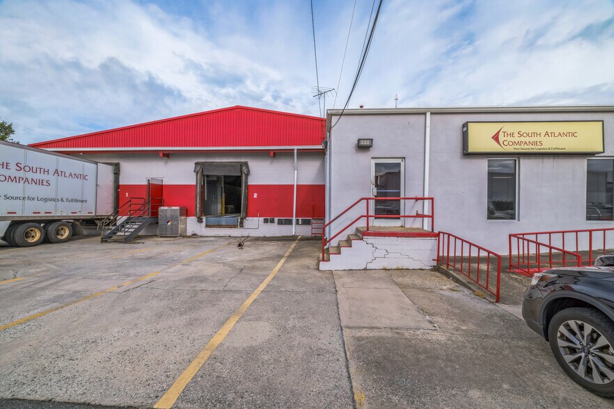 801 Warehouse St, Greensboro, NC à vendre - Photo de l’immeuble – Image 3 sur 9
