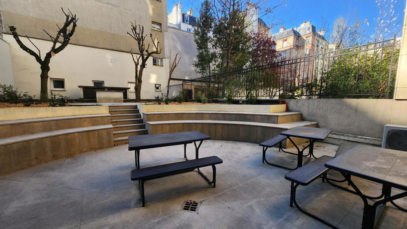 Bureau dans Neuilly-sur-Seine à louer Photo de l’immeuble– Image 1 sur 9