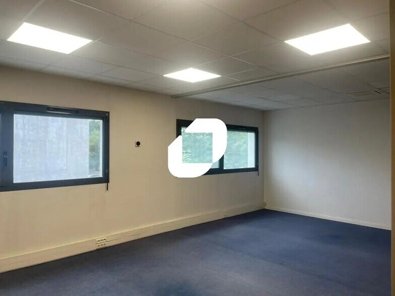 Bureau dans Saint-Herblain à louer - Photo de l’immeuble – Image 2 sur 8