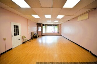 1556-1558 Summit Ave, Hillside, NJ à louer Photo intérieure– Image 2 sur 10