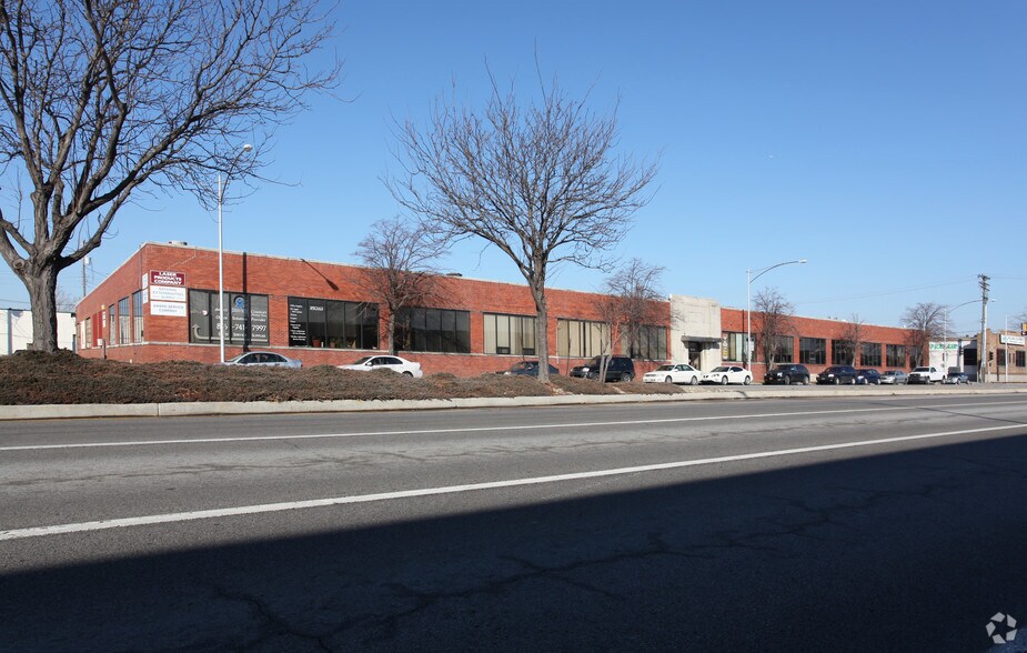 1534 Burlington St, North Kansas City, MO à louer - Photo de l’immeuble – Image 2 sur 6