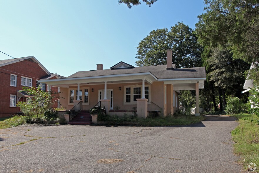 2010 Central Ave, Augusta, GA à vendre - Photo principale – Image 1 sur 15