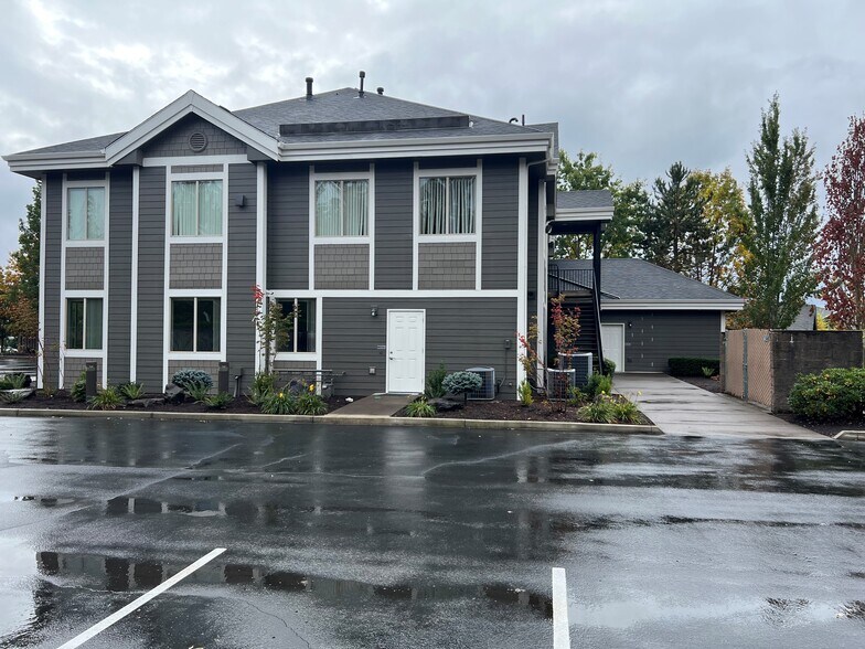 1184 McGee Ct NE, Keizer, OR à louer - Photo de l’immeuble – Image 3 sur 12