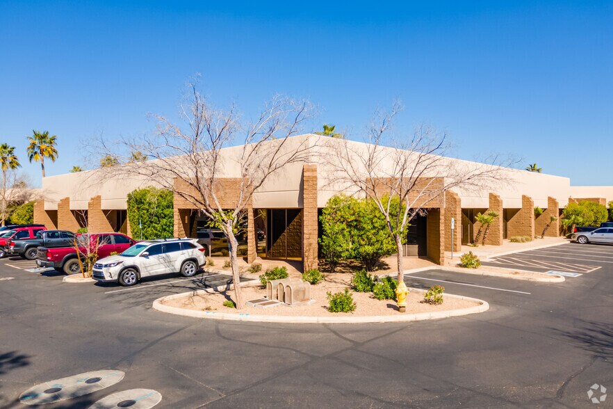 17235 N 75th Ave, Glendale, AZ à vendre - Photo de l’immeuble – Image 2 sur 6