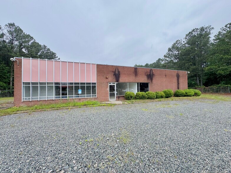239 High St, La Crosse, VA à louer - Photo de l’immeuble – Image 1 sur 20