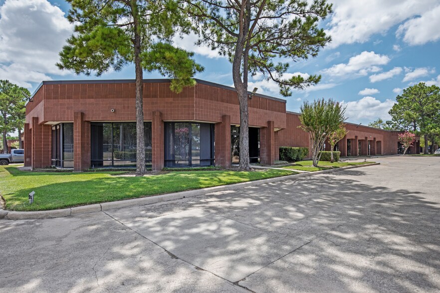 6300 Rothway St, Houston, TX à louer - Photo de l’immeuble – Image 1 sur 11