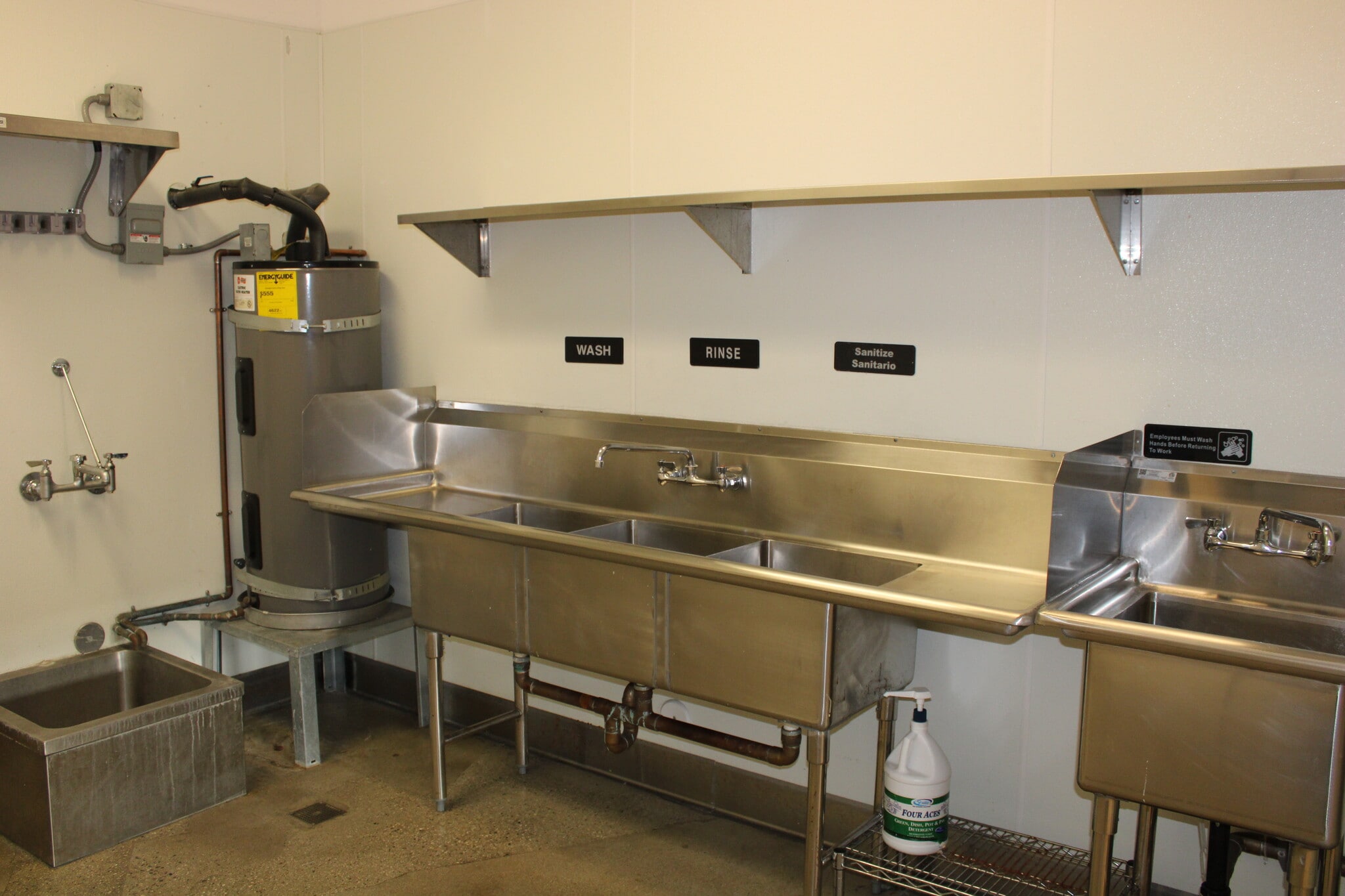 1212 N San Fernando Blvd, Burbank, CA à louer Photo principale– Image 1 sur 6