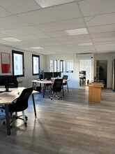 177 Avenue Georges Clemenceau, Nanterre à vendre Photo intérieure– Image 2 sur 10