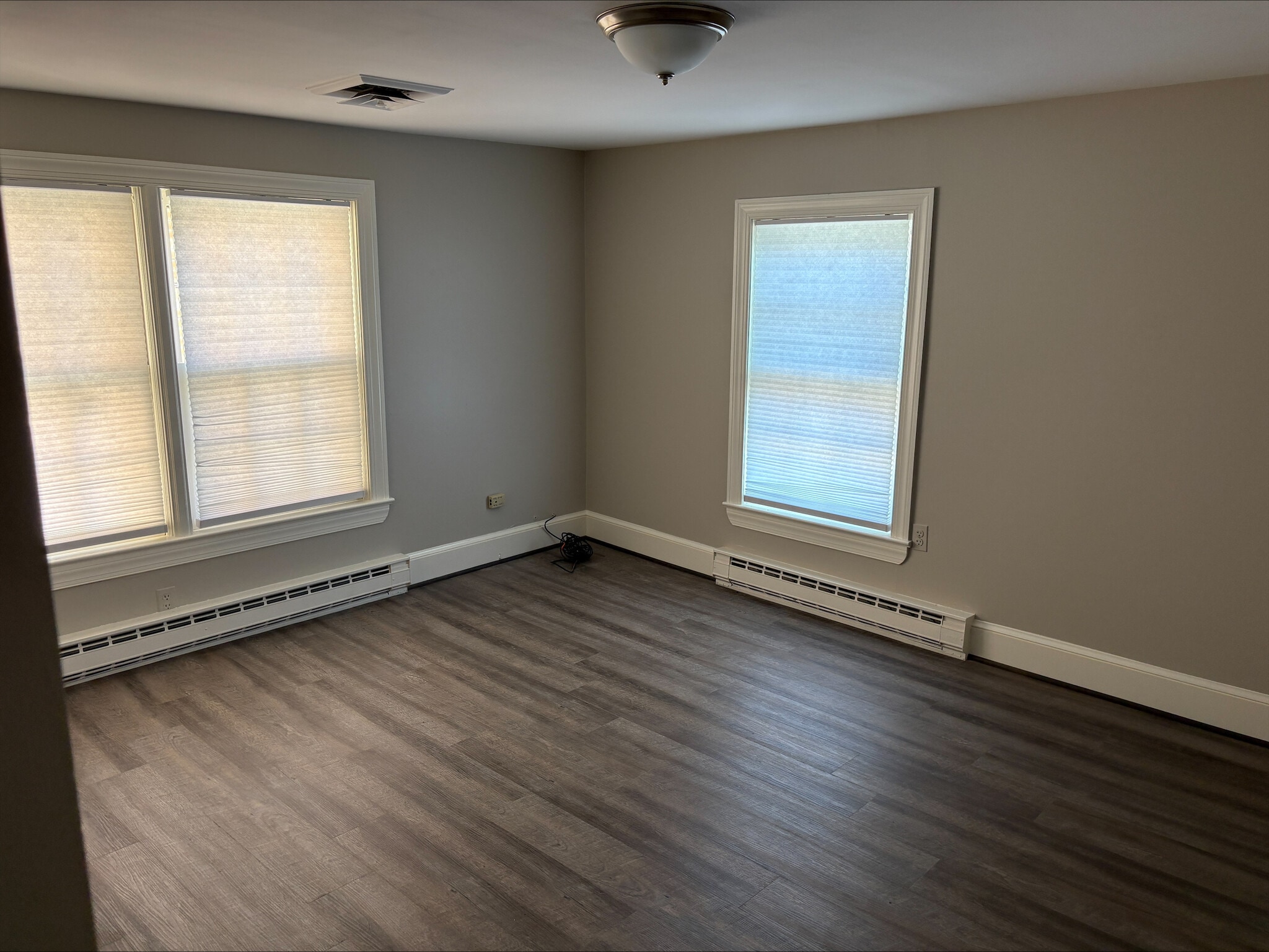 406 Mill St, Occoquan, VA à louer Photo intérieure– Image 1 sur 2