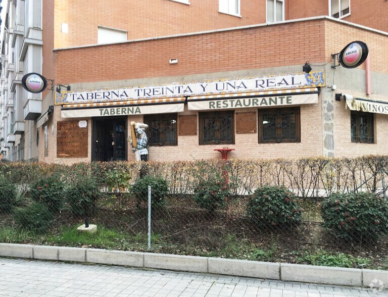 Immeuble residentiel dans Madrid, Madrid à vendre - Photo intérieure – Image 1 sur 1