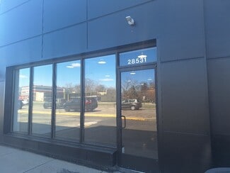 Plus de détails pour 28531-28557 Woodward Ave, Berkley, MI - Local commercial à louer