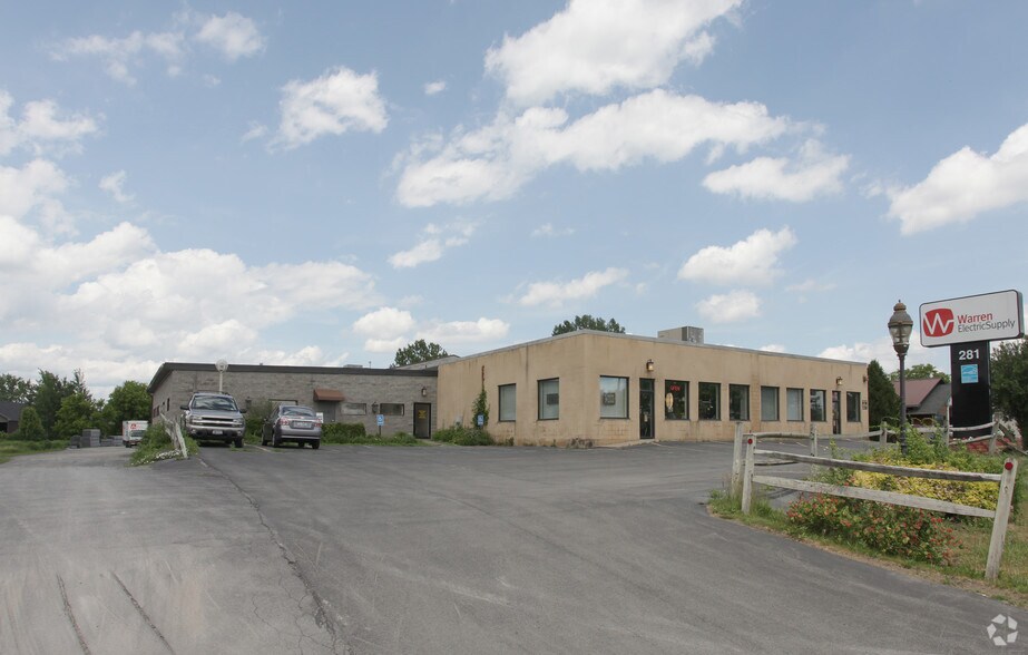 281 Dix Ave, Queensbury, NY à louer - Photo de l’immeuble – Image 2 sur 3