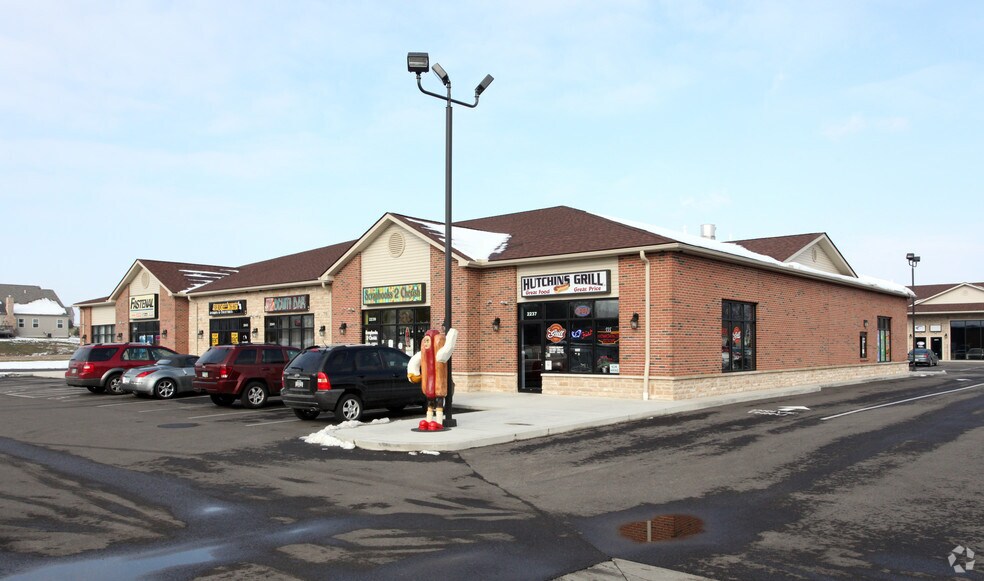 2237-2247 W Fair Ave, Lancaster, OH à vendre - Photo de l’immeuble – Image 2 sur 3