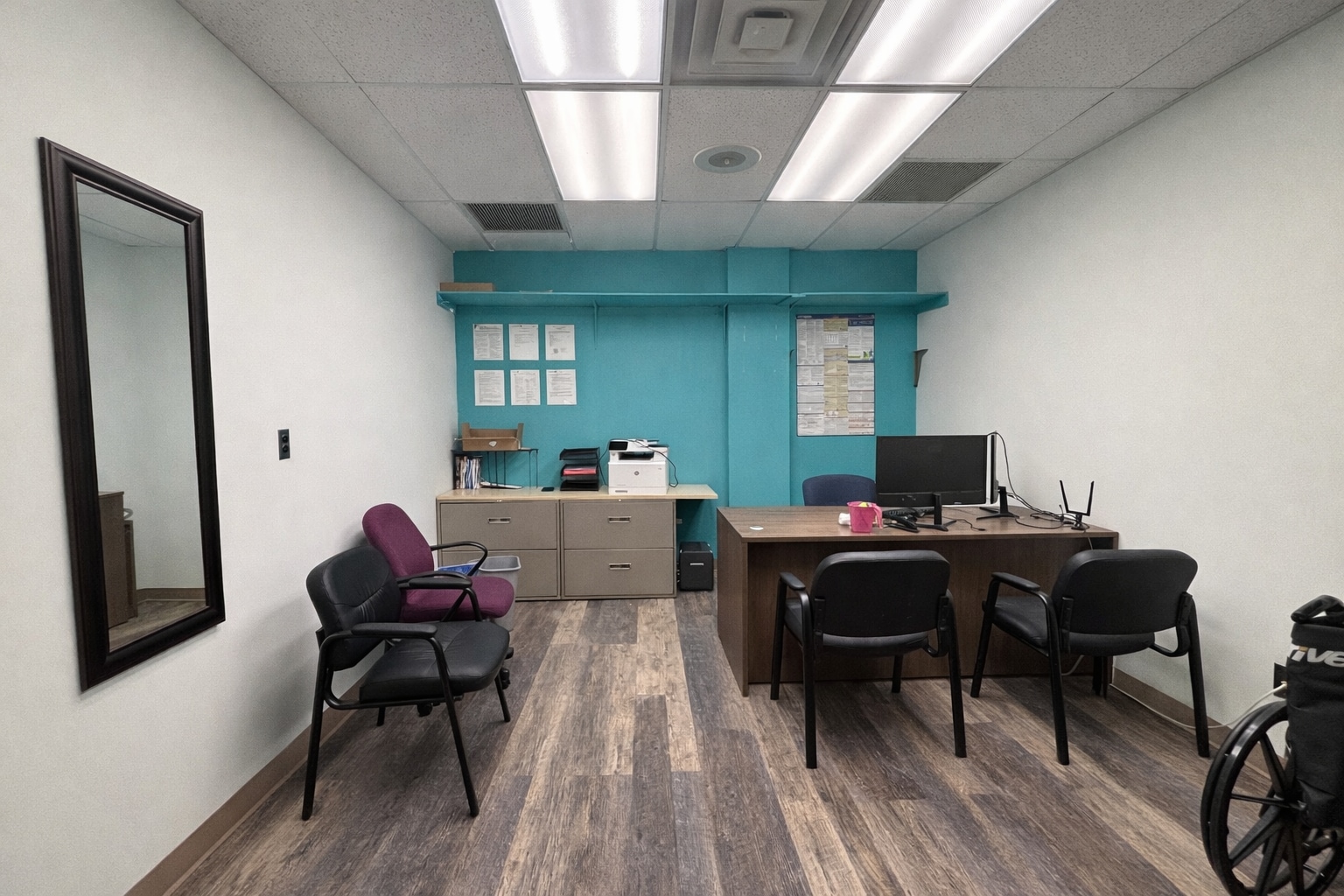 220 Davidson Ave, Somerset, NJ à louer Photo intérieure– Image 1 sur 2