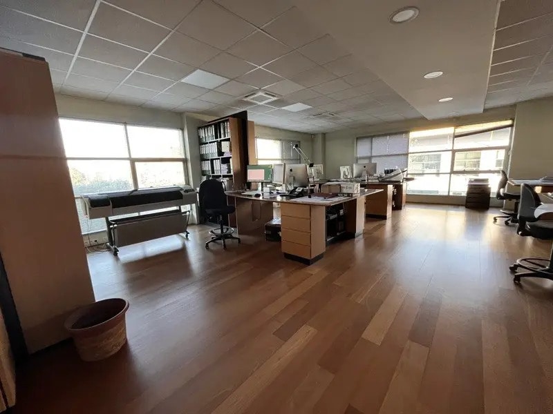 Local commercial dans Floirac à louer Photo de l’immeuble– Image 1 sur 7