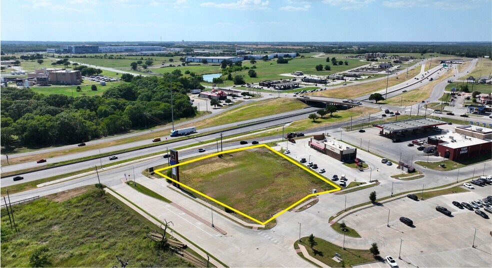 S Hwy 75, Sherman, TX à vendre - Photo de l’immeuble – Image 3 sur 4