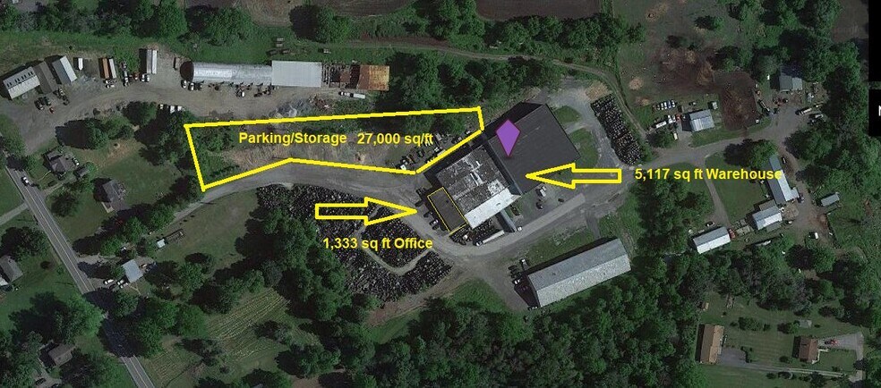 39 Transport Ln, Pine Island, NY à louer - Photo de l’immeuble – Image 3 sur 8