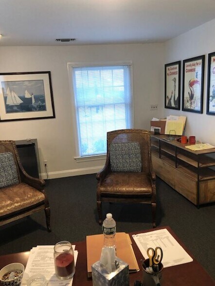 27 Pine St, New Canaan, CT à louer - Photo intérieure – Image 3 sur 17
