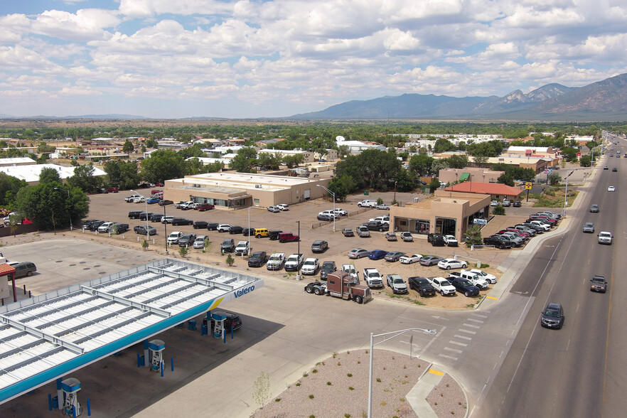 1040 Paseo Del Pueblo Sur, Taos, NM à vendre - Photo de l’immeuble – Image 2 sur 12
