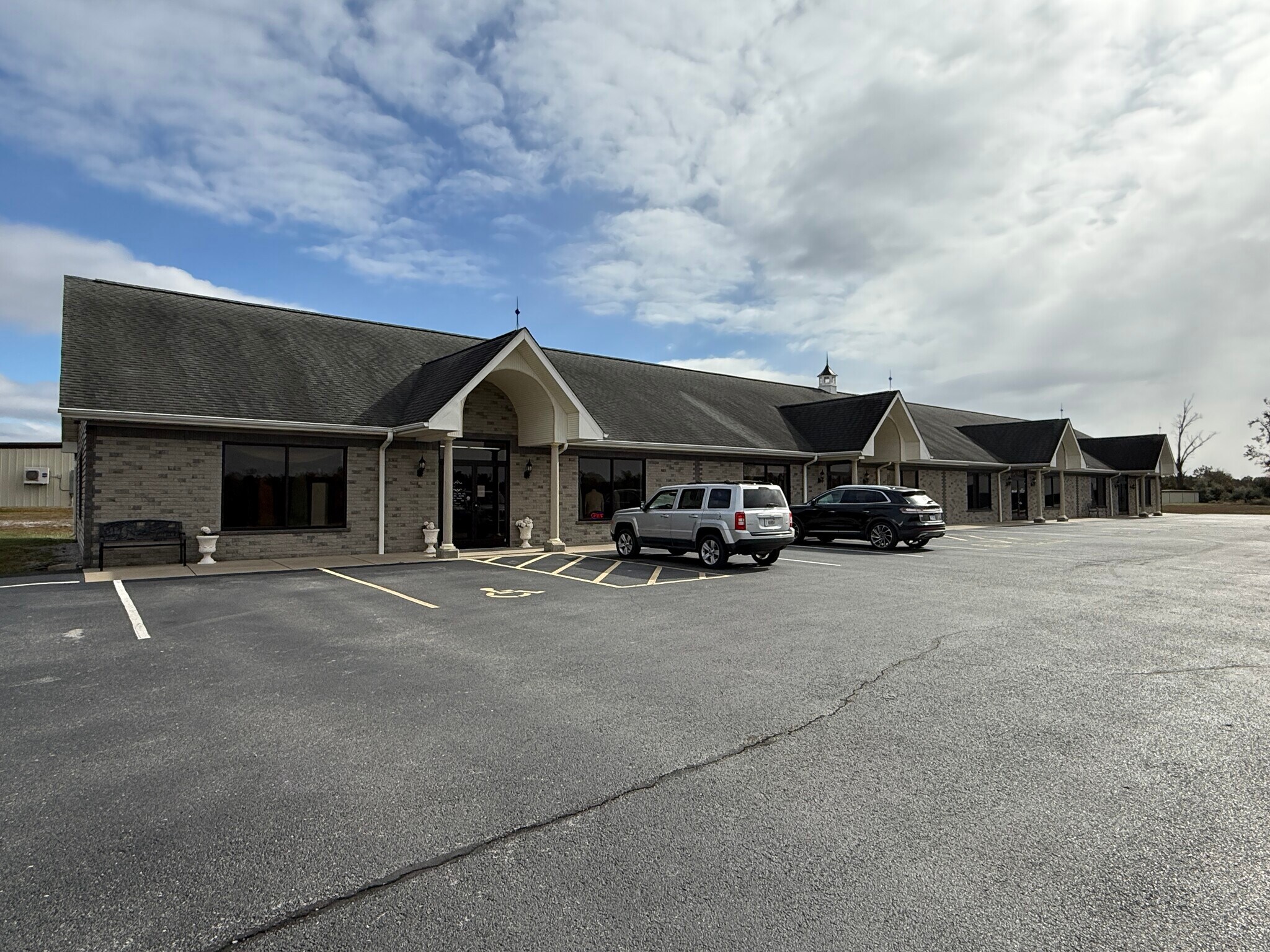 1615 Landing Dr, Carterville, IL à vendre Photo de l’immeuble– Image 1 sur 4