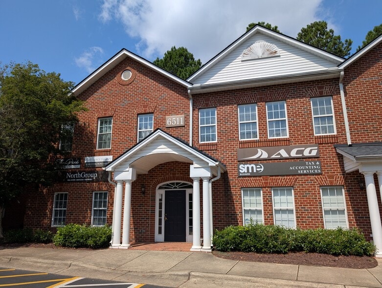 6511 Creedmoor Rd, Raleigh, NC à louer - Photo de l’immeuble – Image 2 sur 21