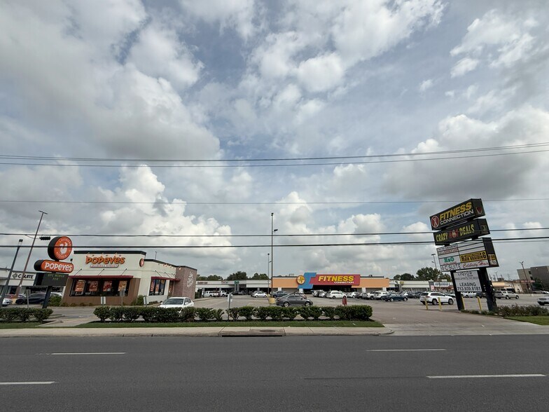 11312 Westheimer Rd, Houston, TX à louer - Photo de l’immeuble – Image 1 sur 8