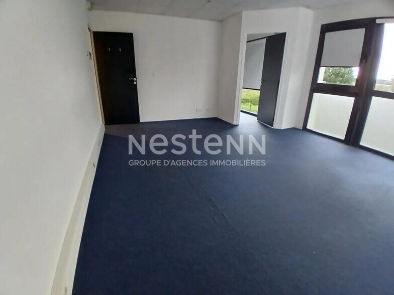 Bureau dans Vannes à louer - Photo de l’immeuble – Image 3 sur 5