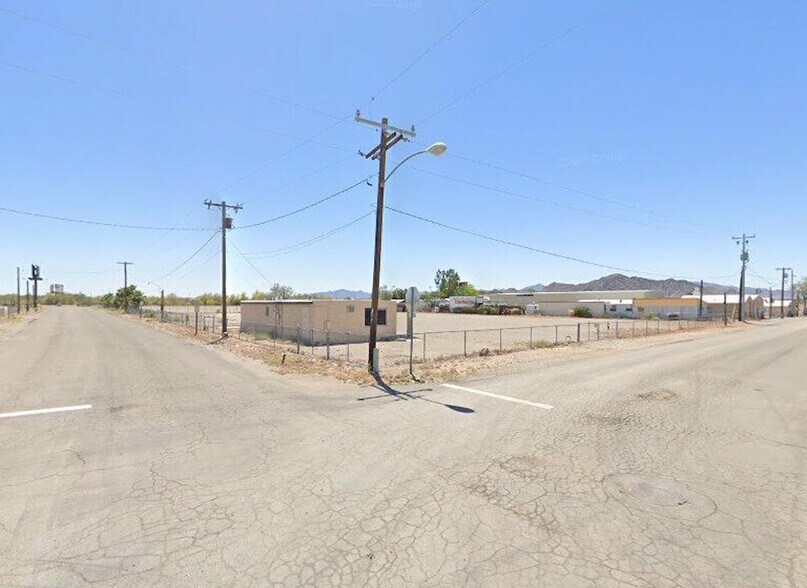 135 Ironwood St, Quartzsite, AZ à vendre - Photo de l’immeuble – Image 2 sur 8