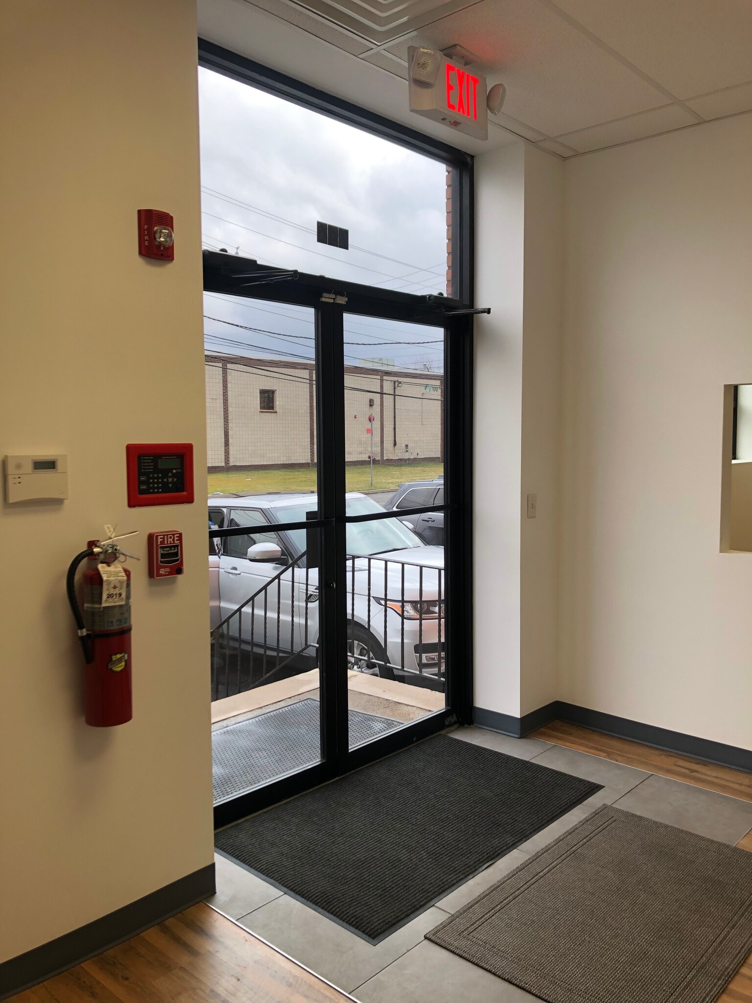 746 Gotham Pky, Carlstadt, NJ à louer Photo intérieure– Image 1 sur 15