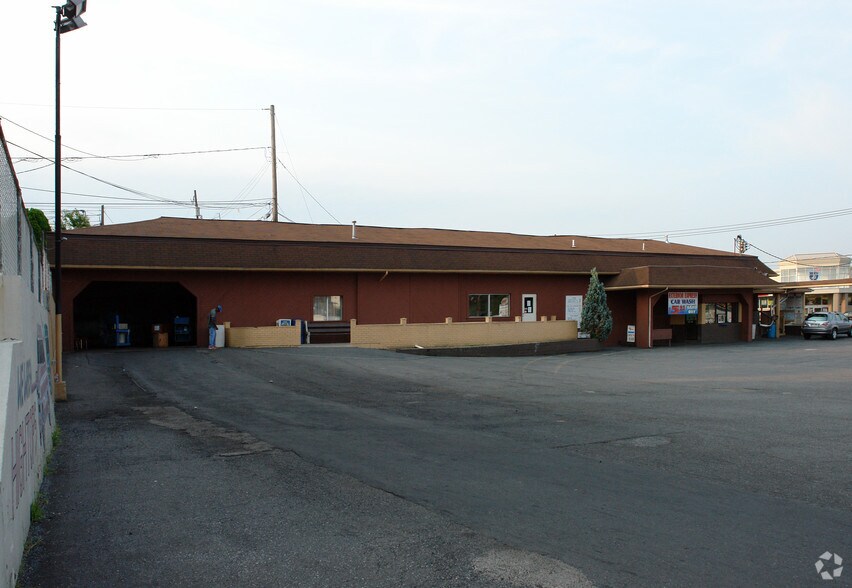 1636 W Tilghman St, Allentown, PA à vendre - Photo principale – Image 1 sur 8