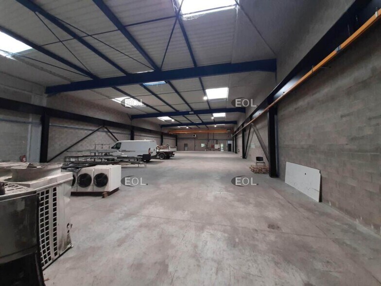 Industriel/Logistique dans Alfortville à louer - Photo de l’immeuble – Image 2 sur 11