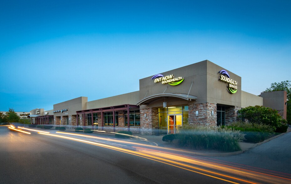 1010-1092 Old Des Peres Rd, Des Peres, MO à louer - Photo de l’immeuble – Image 2 sur 5