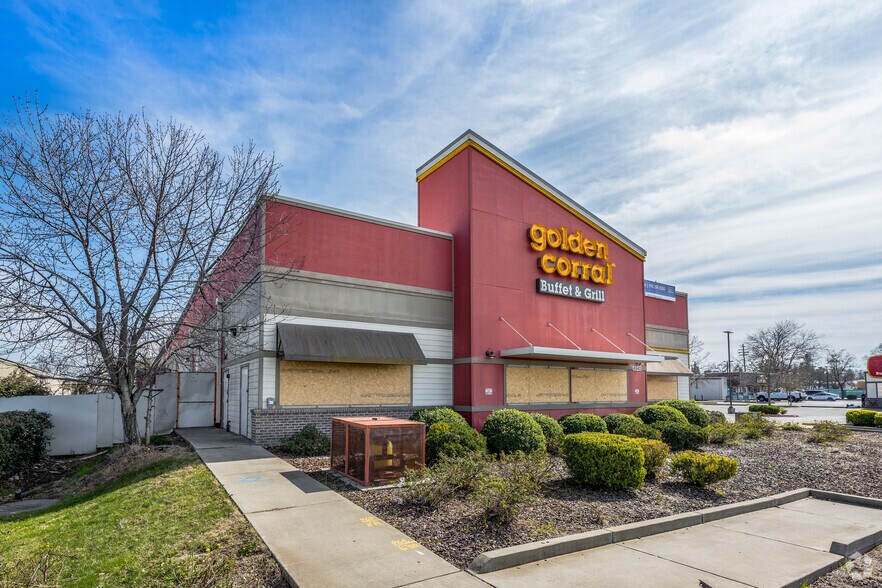 4940 Watt Ave, North Highlands, CA à vendre - Photo de l’immeuble – Image 3 sur 26