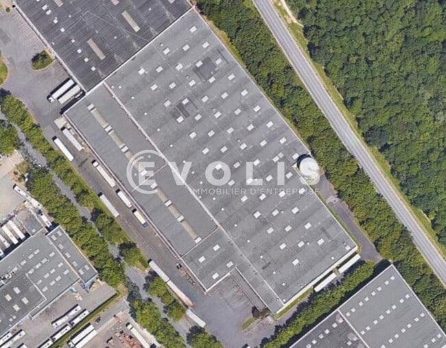 Plus de détails pour Local d’activités à vendre