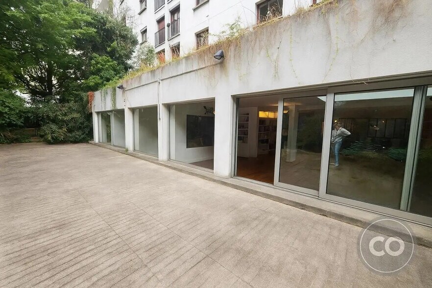 Bureau dans Montrouge à vendre - Photo de l’immeuble – Image 2 sur 7