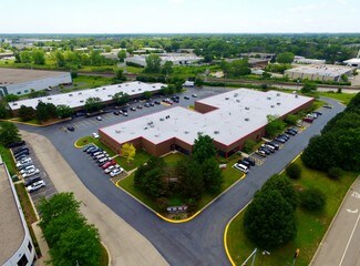 Plus de détails pour 100-112 Terrace Dr, Mundelein, IL - Industriel/Logistique à louer