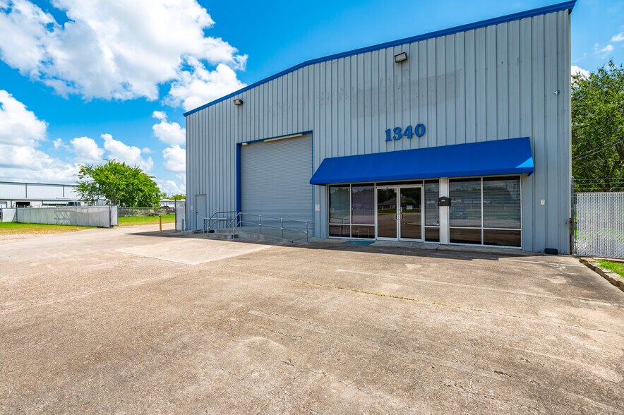 1340 Highway 3, League City, TX à vendre - Photo de l’immeuble – Image 2 sur 37