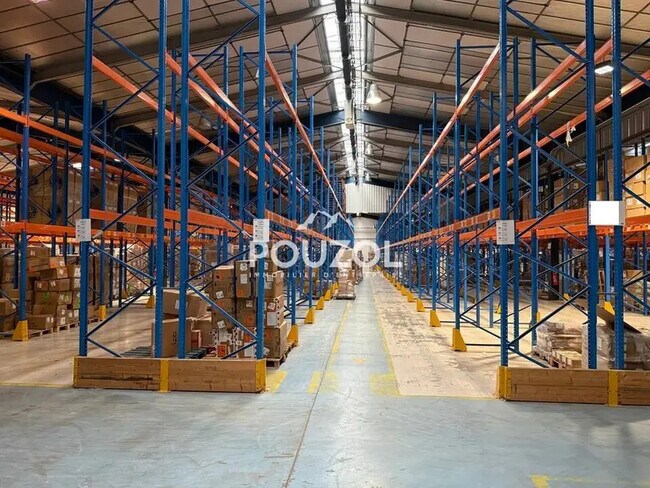 Plus de détails pour Industriel/Logistique à louer