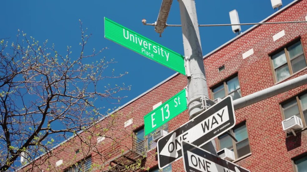 113 University Pl, New York, NY à louer - Vidéo sur l’annonce professionnelle – Image 2 sur 6