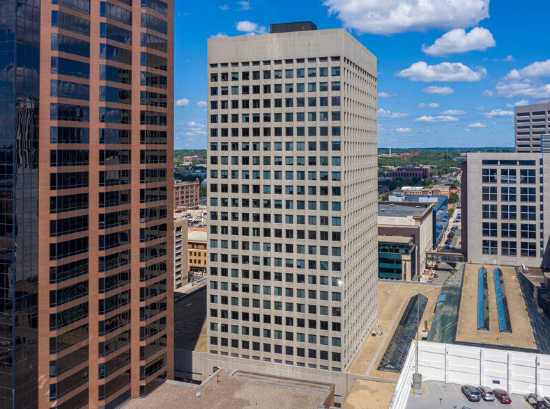 445 Minnesota St, Saint Paul, MN à louer - Photo de l’immeuble – Image 1 sur 10