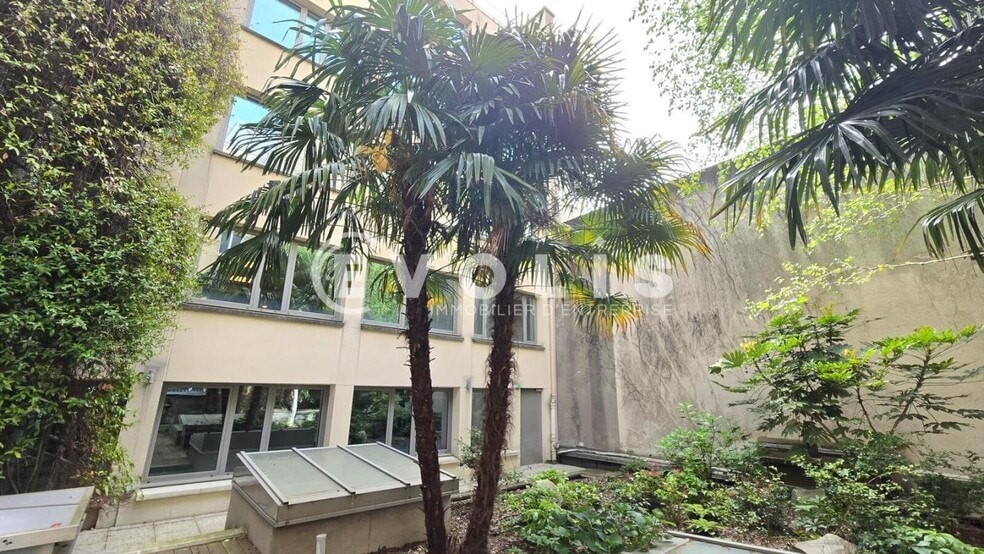 11 Rue Louis - Philippe, Neuilly-sur-Seine à louer - Photo de l’immeuble – Image 1 sur 9