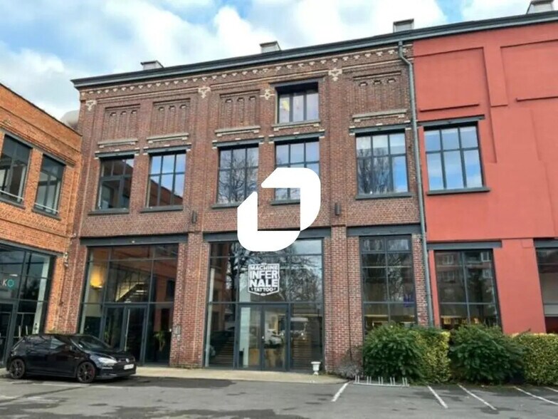 122 Rue De Tourcoing, Roubaix à louer - Photo de l’immeuble – Image 2 sur 14