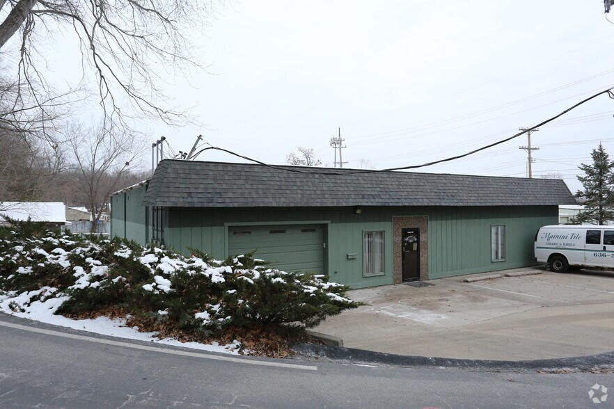 16624 Old Chesterfield Rd, Chesterfield, MO à vendre - Photo de l’immeuble – Image 3 sur 8