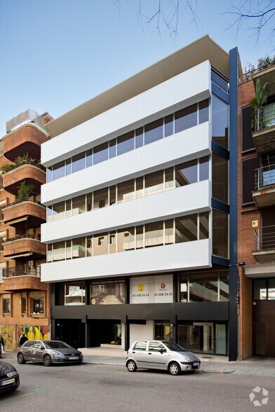 Bureau dans Barcelone, Barcelona à louer - Photo principale – Image 1 sur 5