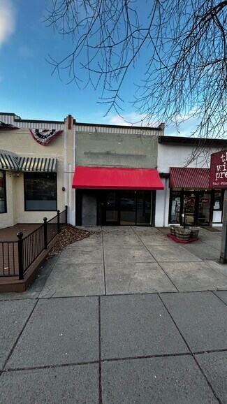 Plus de détails pour 1026-1028 Beacon St, Brookline, MA - Local commercial à louer