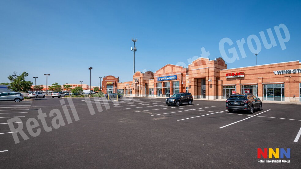 12132 W Capitol Dr, Wauwatosa, WI à vendre - Photo de l’immeuble – Image 3 sur 5