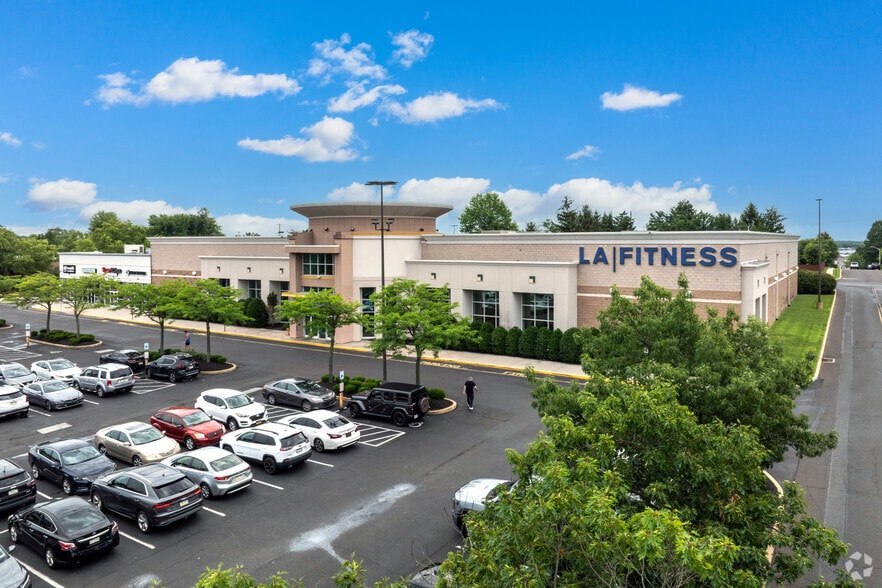 200-500 Rockhill Dr, Bensalem, PA à louer - Photo principale – Image 1 sur 4