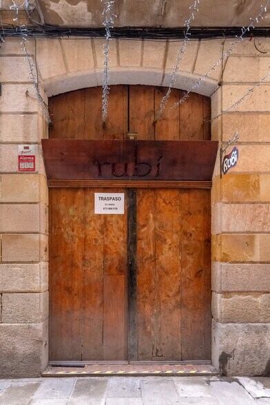 Carrer dels Banys Vells, 6B, Barcelone, Barcelona à louer - Photo de l’immeuble – Image 3 sur 4