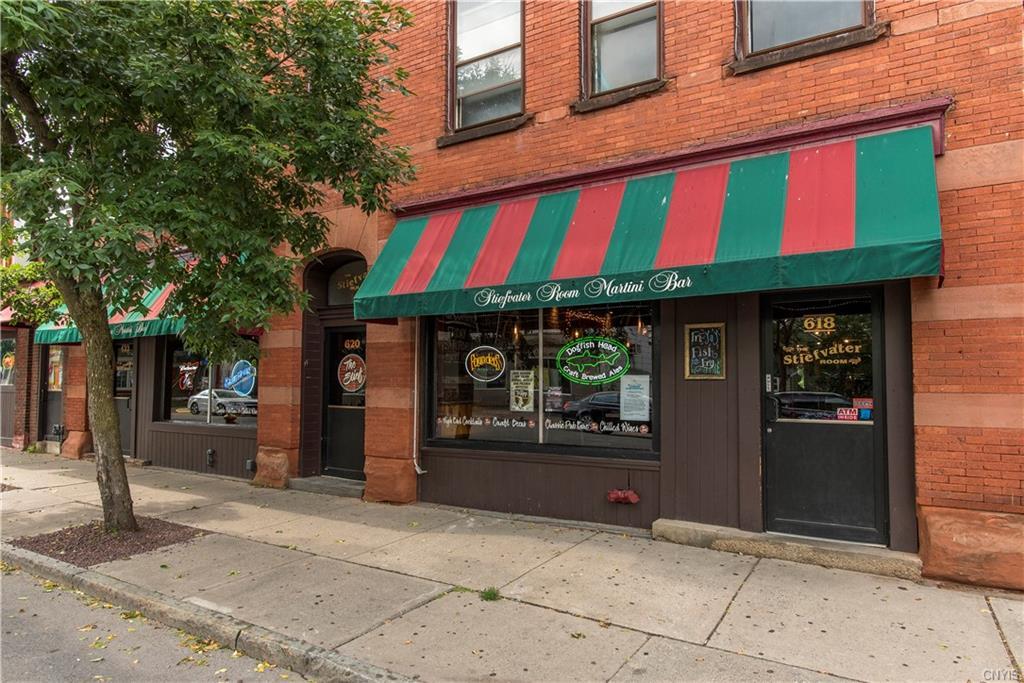 616 Varick St, Utica, NY à vendre Photo de l’immeuble– Image 1 sur 13