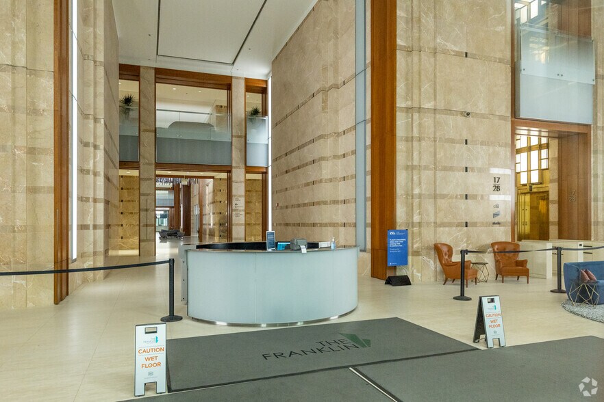 227 W Monroe St, Chicago, IL à louer - Hall d’entrée – Image 3 sur 27